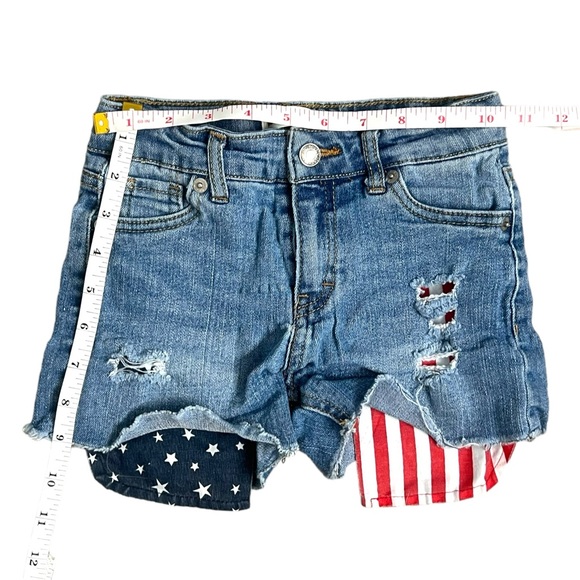 Girls Levi’s Blue Jean Shorts With American Flag Pockets - Size 6X - Picture 6 of 6